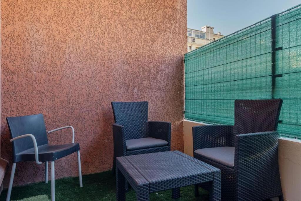 Appartement Climatise Avec Terrasse Tout Equipe A 5Min De La Gare St Charles Марсилия Екстериор снимка